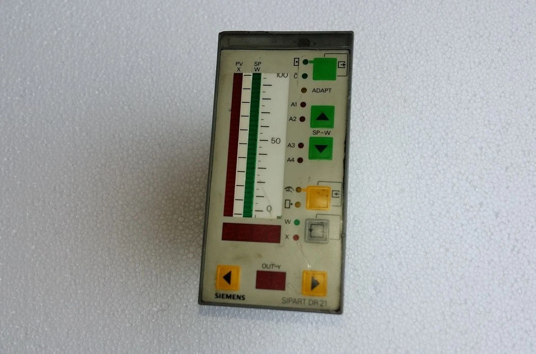 Siemens Sipart DR21 6DR2100-5 Water Level Compact Controller 230v 15w 50/60hz